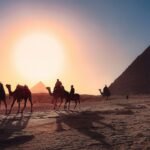 مشهد واقعي من مصر، صورة توضيحية لمقال اتفاق التسوية في المنازعات التجارية بمصر: بنود تحمي السداد والحقوق